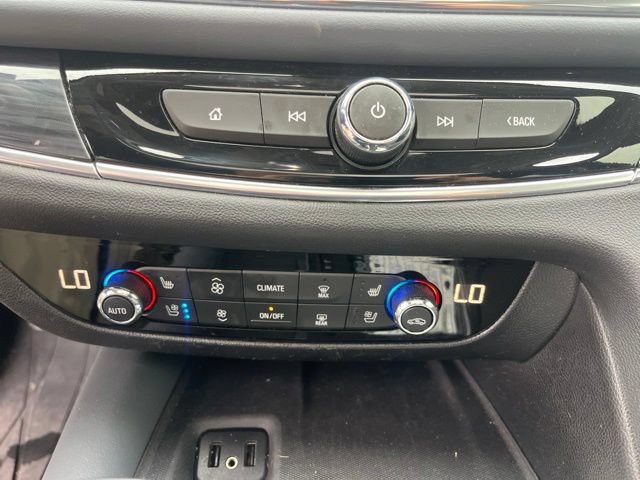 Used 2018 Buick Enclave Premium w/ Trailering Package FWD image 25