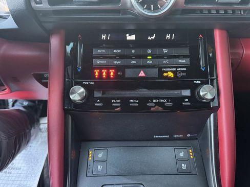 Used 2021 Lexus IS 300 AWD image 31