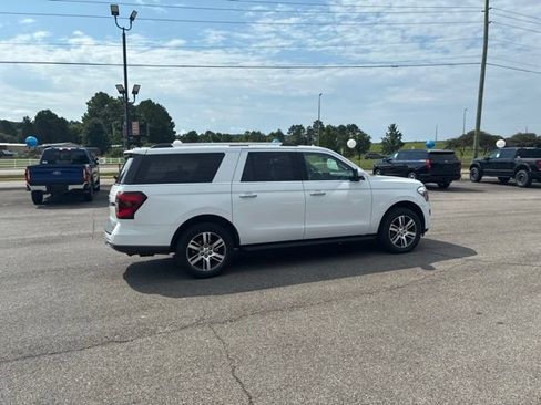 Used 2024 Ford Expedition Max Limited AWD/4WD image 15