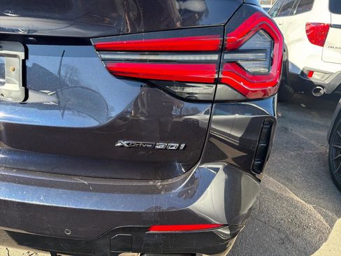 Used 2024 BMW X3 xDrive30i w/ Premium Package image 8