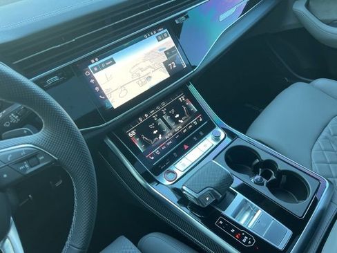 Used 2024 Audi SQ8 Premium Plus w/ Executive Package image 19