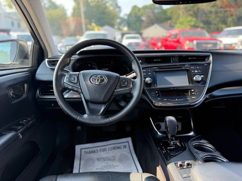 Used 2016 Toyota Avalon XLE Plus FWD image 13