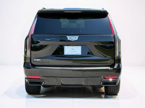 Certified 2024 Cadillac Escalade Sport Platinum w/ LPO, ONYX Package AWD/4WD image 14