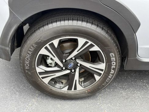 Used 2024 Subaru Crosstrek 2.0i Premium AWD/4WD image 18
