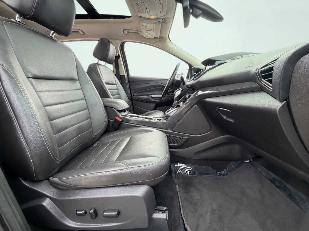 Used 2016 Ford Escape Titanium AWD/4WD image 41