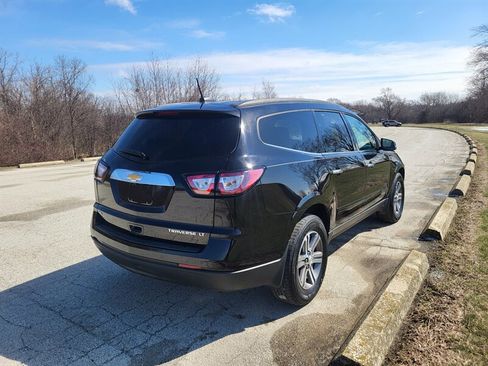 Used 2016 Chevrolet Traverse LT image 7
