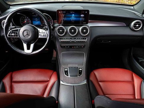 Used 2020 Mercedes-Benz GLC 300 GLC 300 w/ AMG Line image 20
