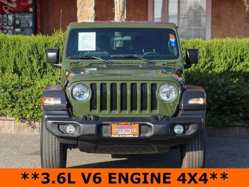 Used 2022 Jeep Wrangler Sport AWD/4WD image 3