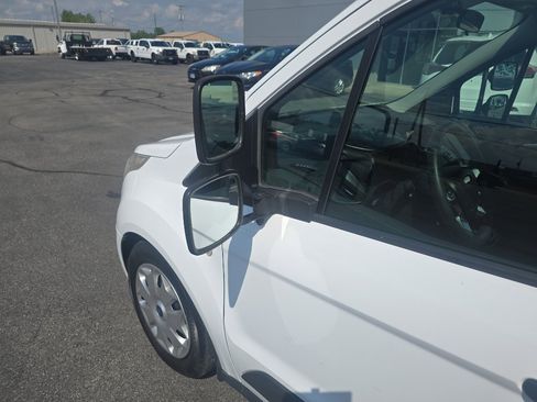 Used 2014 Ford Transit Connect XLT image 11