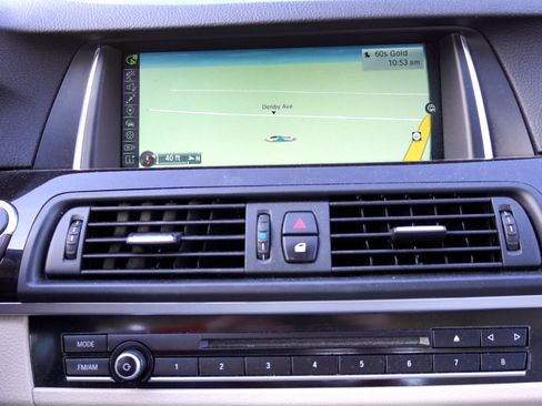 Used 2014 BMW 528i xDrive Sedan image 27