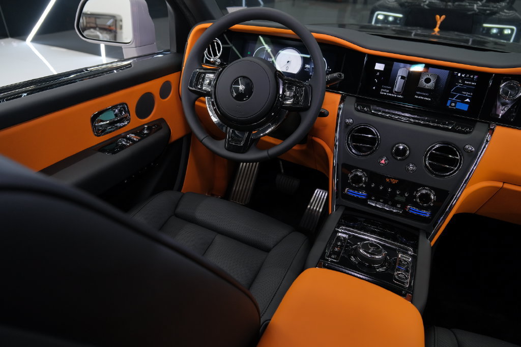 Used 2026 Rolls-Royce Cullinan AWD/4WD image 53