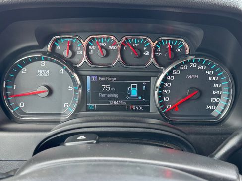 Used 2019 Chevrolet Suburban LT image 35