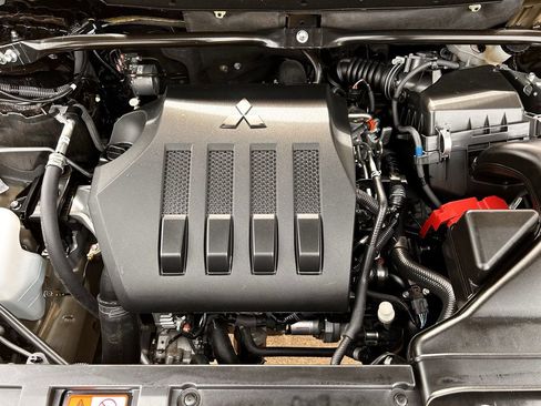 Used 2026 Mitsubishi Eclipse Cross SE image 31