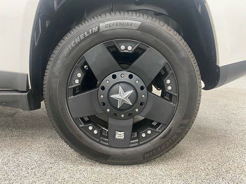 Used 2011 Jeep Compass Latitude image 26