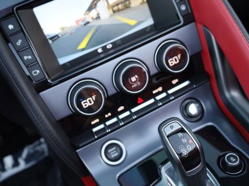 Used 2018 Jaguar F-TYPE Convertible image 35