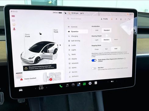 Used 2023 Tesla Model 3 Standard Range RWD image 32