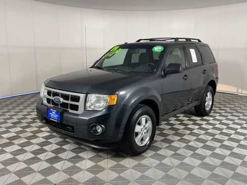 Used 2009 Ford Escape XLT AWD/4WD image 1
