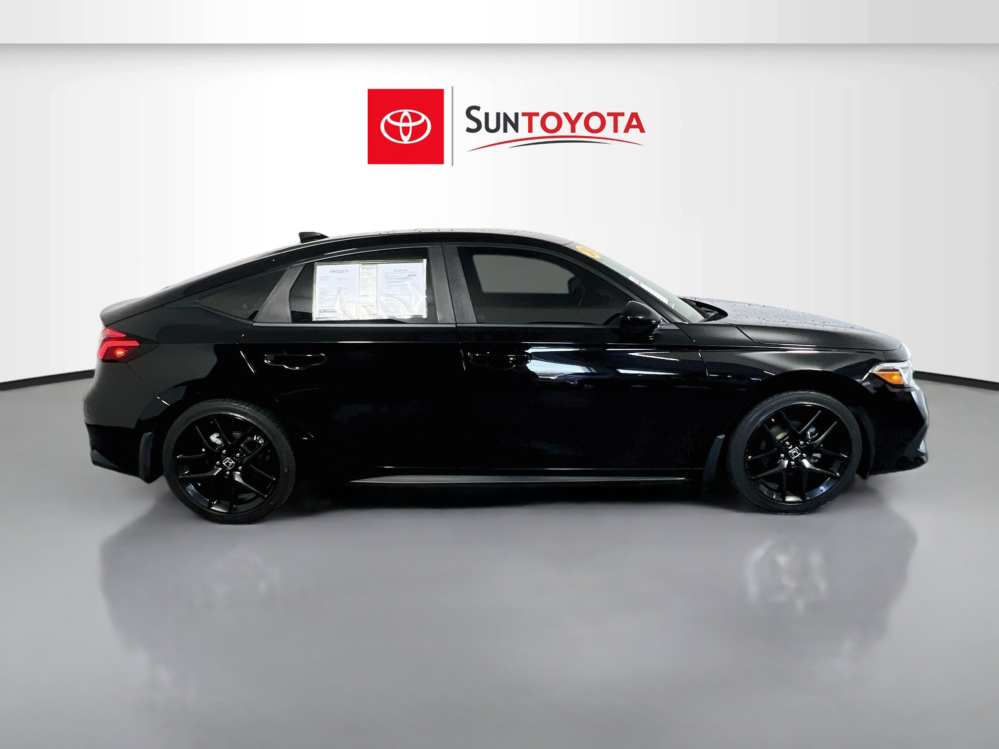 Used 2024 Honda Civic Sport image 2