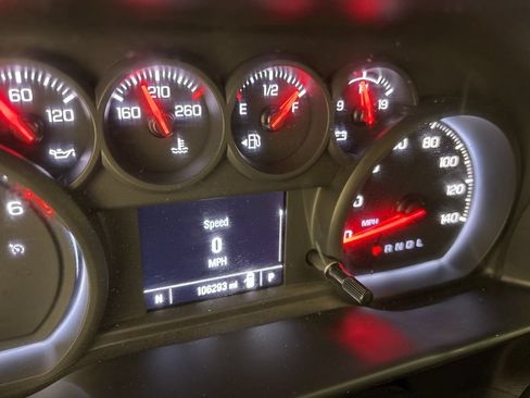 Used 2023 Chevrolet Silverado 1500 Custom RWD image 33