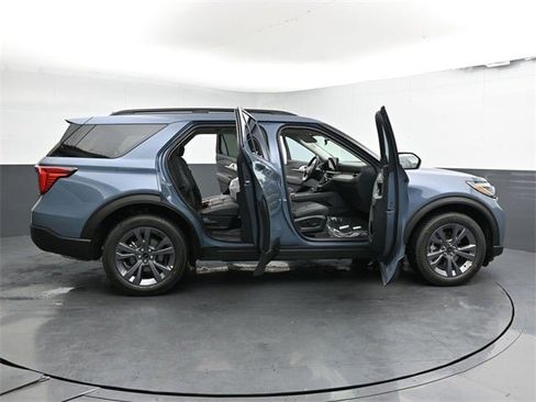 New 2026 Ford Explorer Active w/ Active Comfort Package image 38