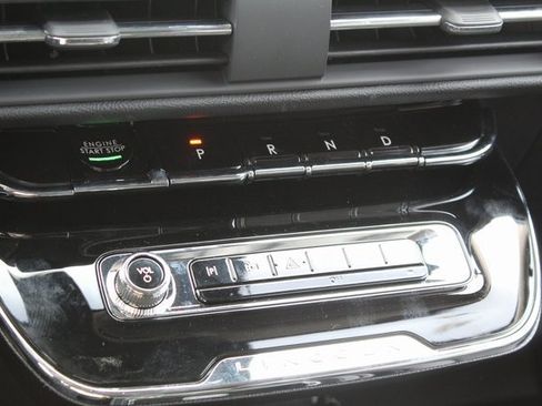 New 2023 Lincoln Corsair AWD w/ Equipment Group 101A image 26