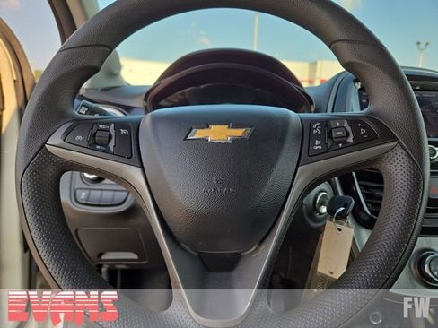 Used 2021 Chevrolet Spark LT image 11