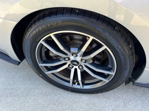 Used 2016 Ford Mustang GT image 34