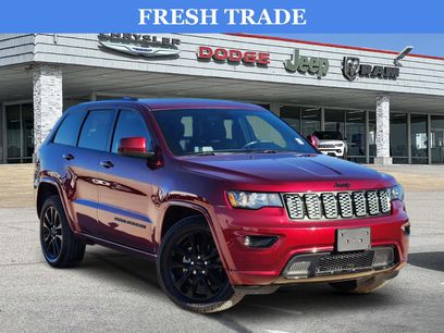 Used 2017 Jeep Grand Cherokee Altitude