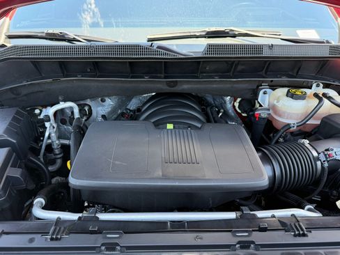 Used 2023 Chevrolet Silverado 1500 High Country w/ High Country Premium Package AWD/4WD image 35