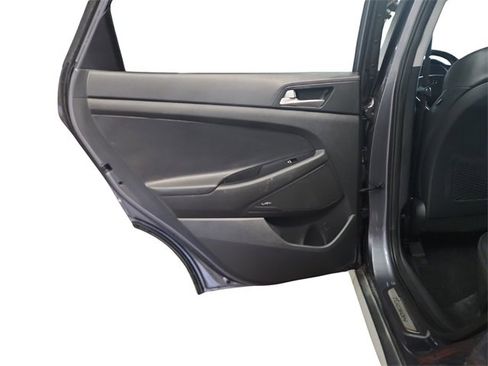 Used 2019 Hyundai Tucson Limited image 19