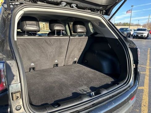 Certified 2022 Jeep Compass Limited image 17