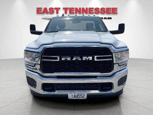 Used 2019 RAM 3500 Tradesman AWD/4WD image 9