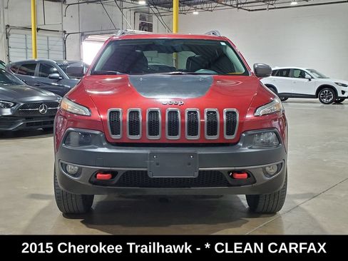 Used 2015 Jeep Cherokee Trailhawk w/ Comfort/Convenience Group AWD/4WD image 2