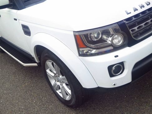 Used 2016 Land Rover LR4 HSE Silver Edition AWD/4WD image 31