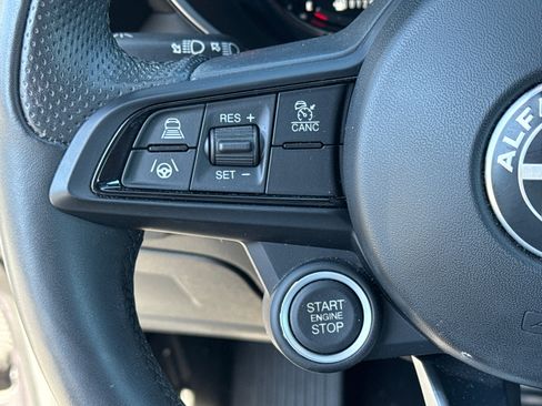 Used 2024 Alfa Romeo Giulia Ti image 20