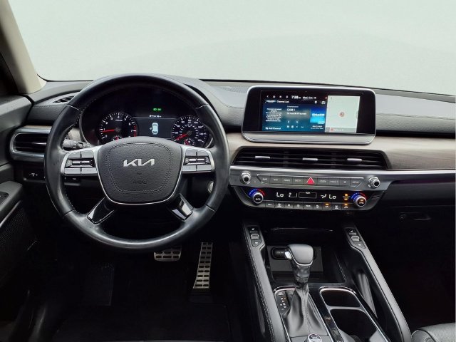 Used 2022 Kia Telluride SX FWD image 4