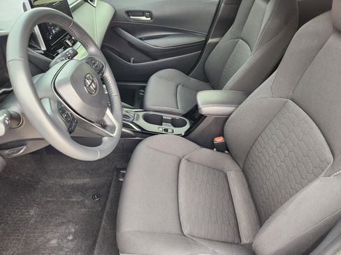 Used 2025 Toyota Corolla Hatchback image 13