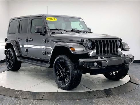 Used 2021 Jeep Wrangler Unlimited Sahara image 1