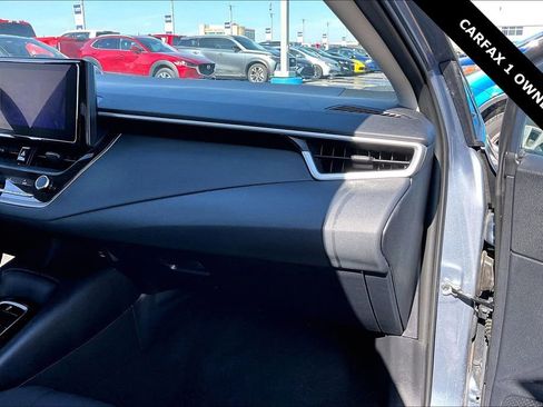 Used 2025 Toyota Corolla LE FWD image 25