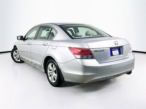 Used 2010 Honda Accord LX-P image 6