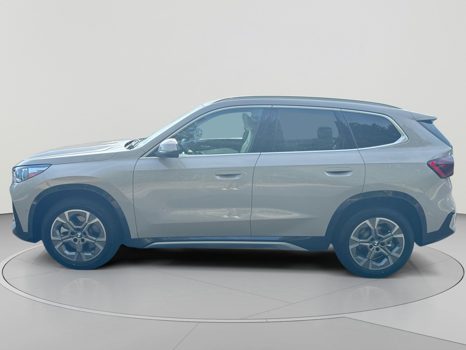 New 2027 BMW X1 xDrive28i AWD/4WD image 8