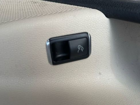 Used 2016 Mercedes-Benz CLA 250 4MATIC image 23