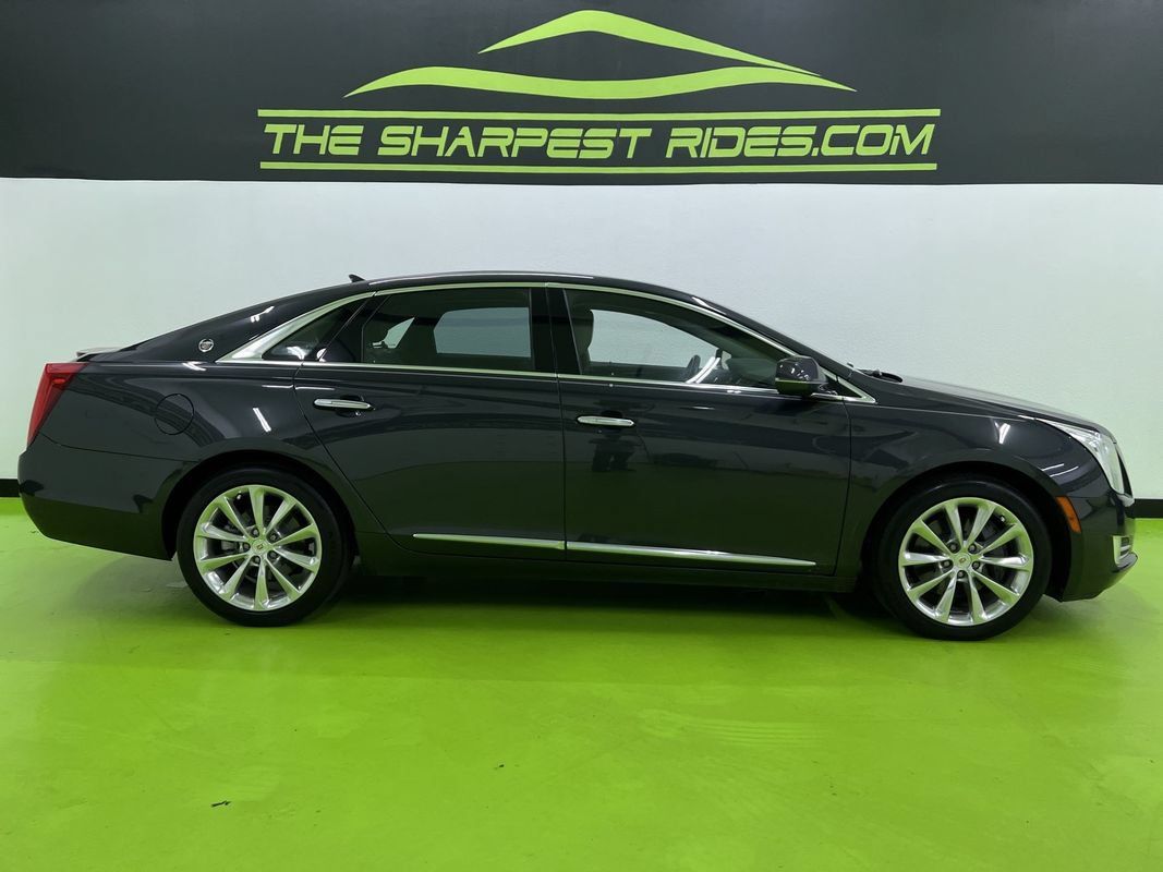 Used 2013 Cadillac XTS Luxury w/ Driver Awareness Package FWD image 11