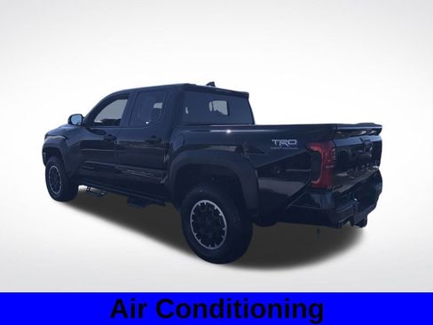 Used 2024 Toyota Tacoma TRD Off-Road w/ TRD Off Road Upgrade Package image 3