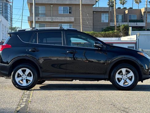 Used 2014 Toyota RAV4 XLE image 3