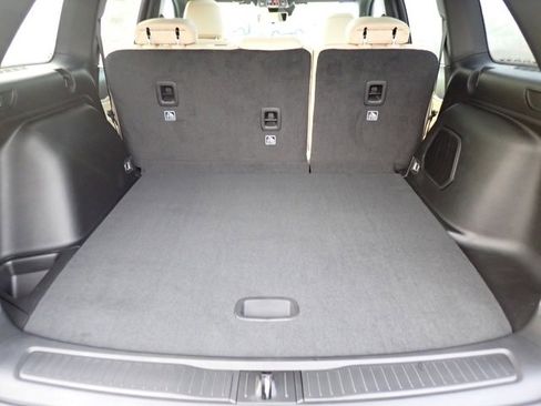 New 2025 Jeep Grand Cherokee Limited w/ Luxury Tech Group II image 6