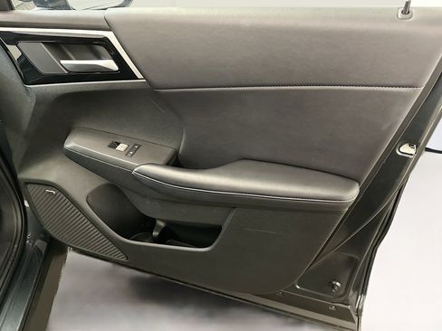 Used 2025 Mitsubishi Outlander SE AWD/4WD image 34