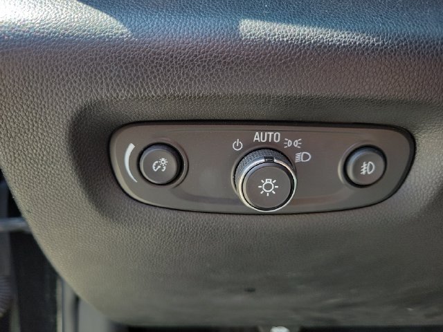 Used 2020 Chevrolet Traverse Premier FWD image 20