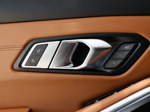 Used 2021 BMW M340i RWD image 46