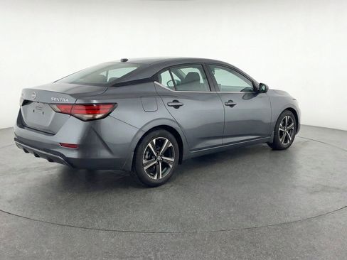 Used 2025 Nissan Sentra SV FWD image 9